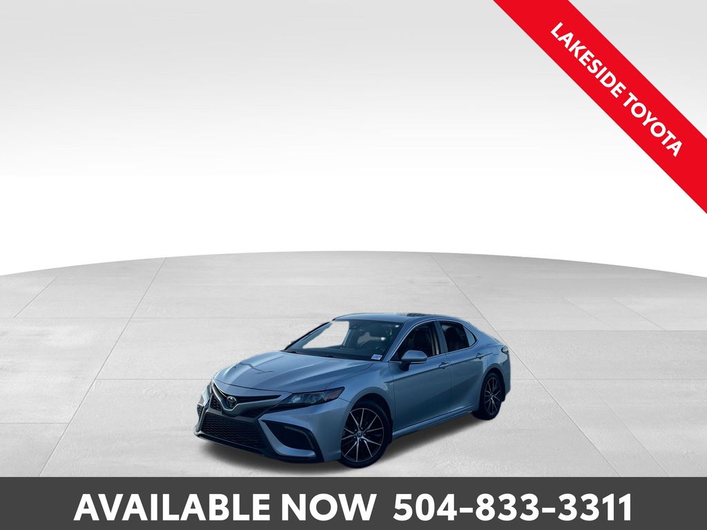 2024 Toyota Camry SE