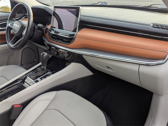 2022 Jeep Compass Limited photo 32
