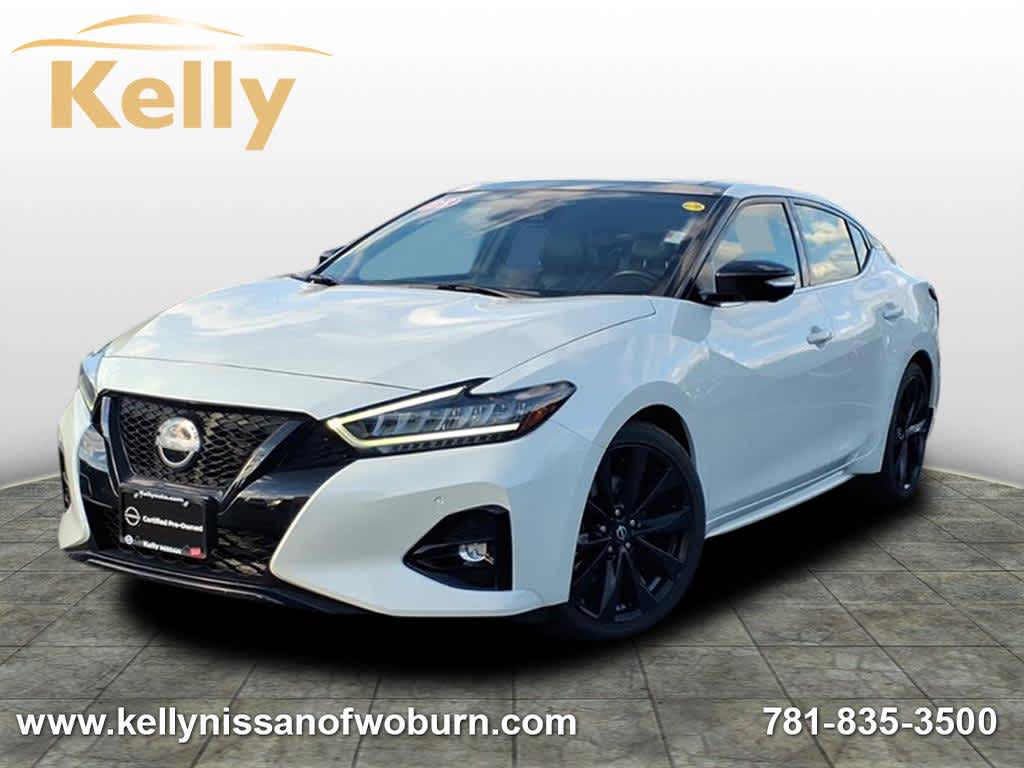2023 Nissan Maxima SR's photo