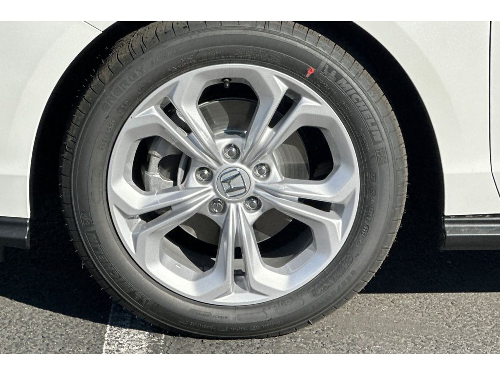 2025 Honda Accord LX photo 27