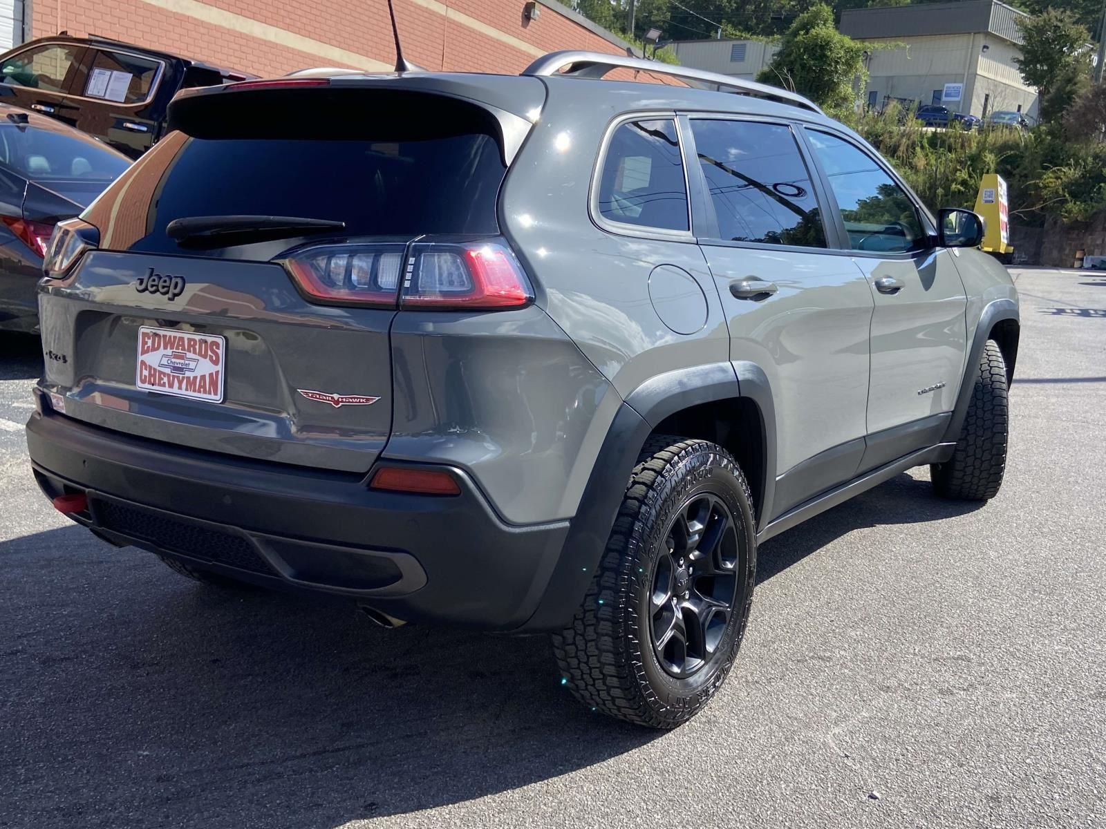2019 Jeep Cherokee Trailhawk photo 23