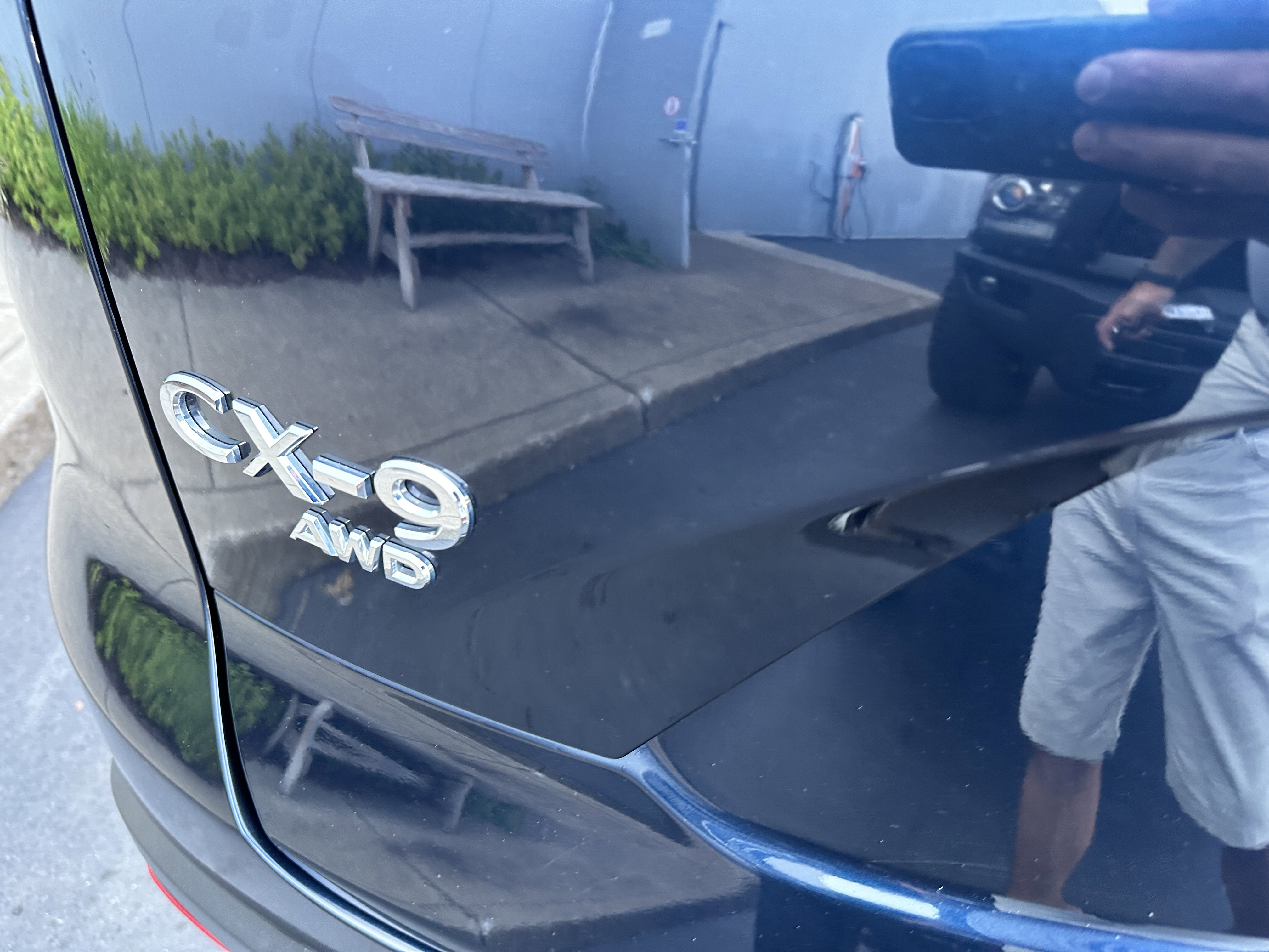 2022 Mazda CX-9 Touring photo 2