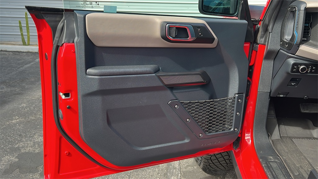 2024 Ford Bronco Wildtrak photo 14