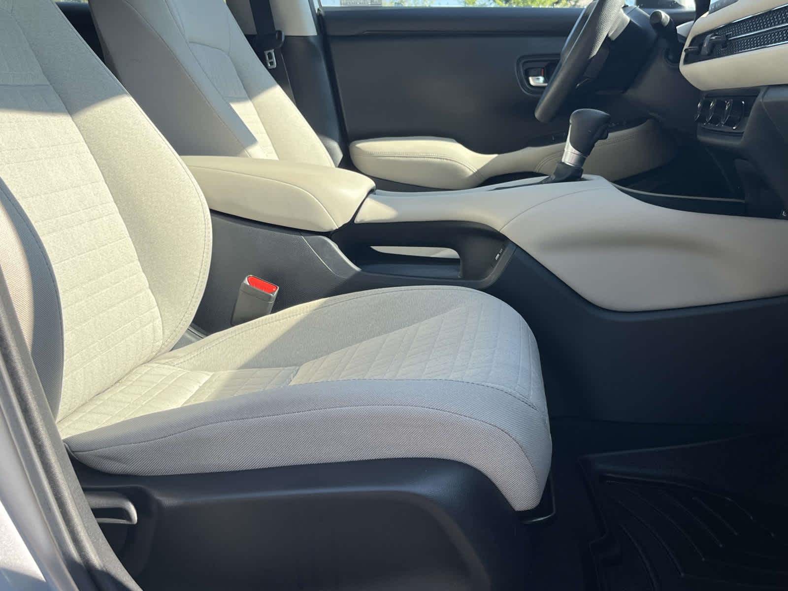 2023 Honda HR-V LX photo 15