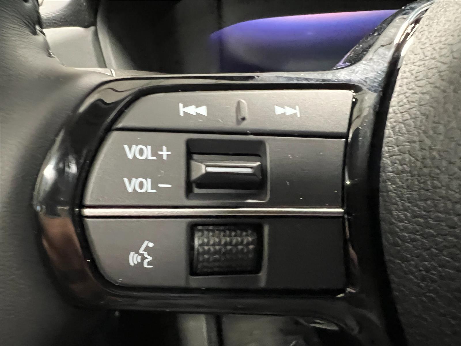 2025 Honda Accord Hybrid Touring photo 18