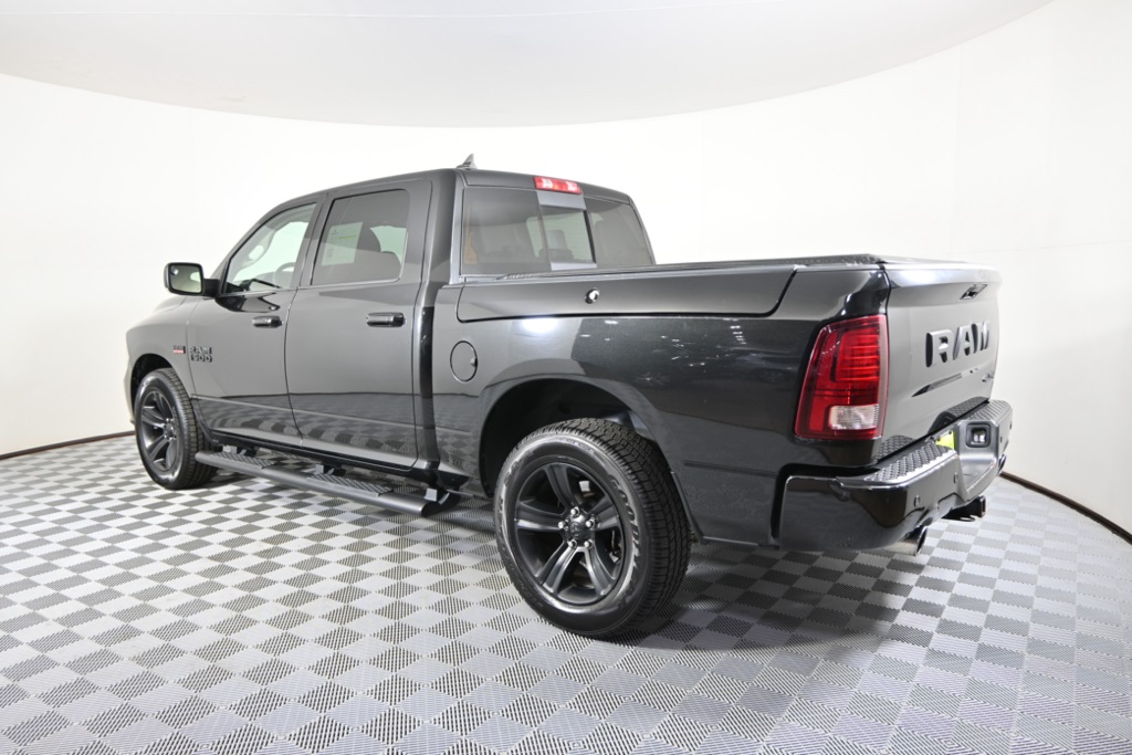 2017 Ram 1500 Sport photo 3