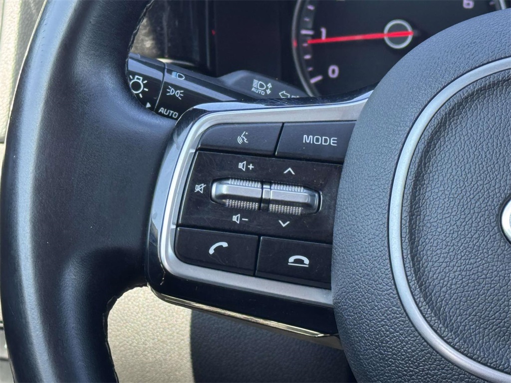 2021 Kia Sorento S photo 21