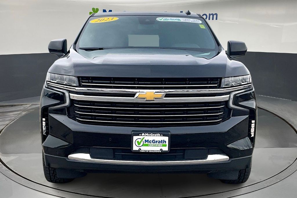 2023 Chevrolet Tahoe LT photo 2