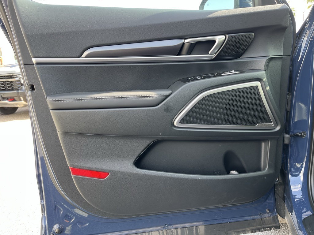 2025 Kia Telluride S photo 11