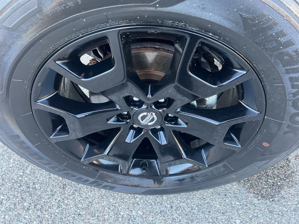 2021 Nissan Frontier Crew Cab photo 36