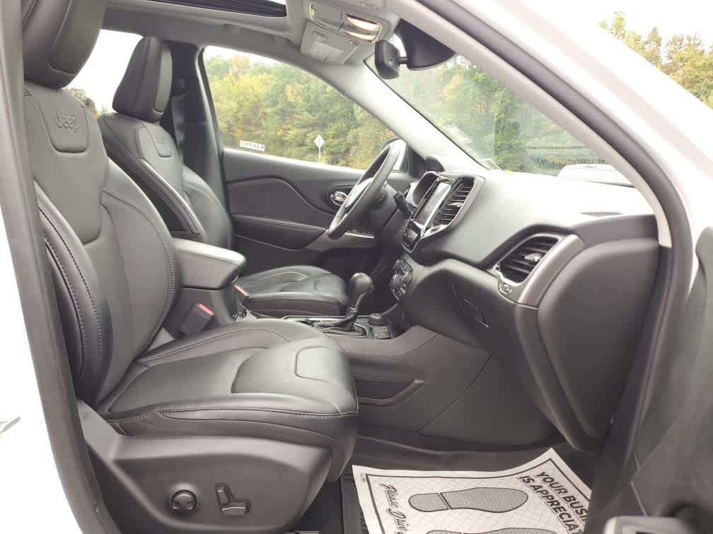 2022 Jeep Cherokee Limited photo 18