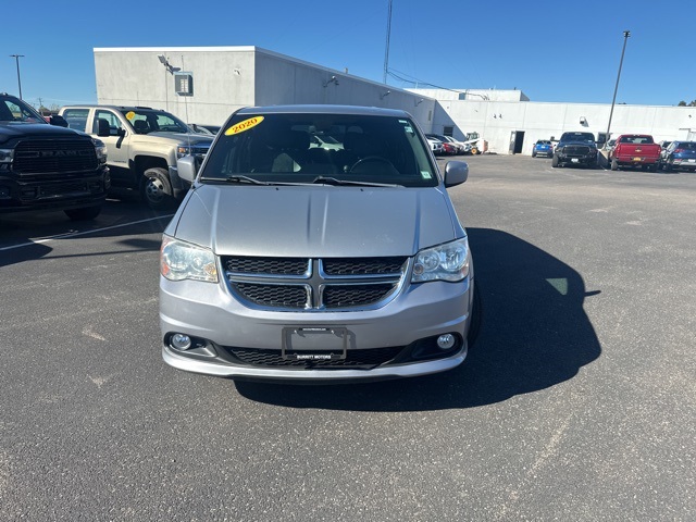 2020 Dodge Grand Caravan GT photo 3