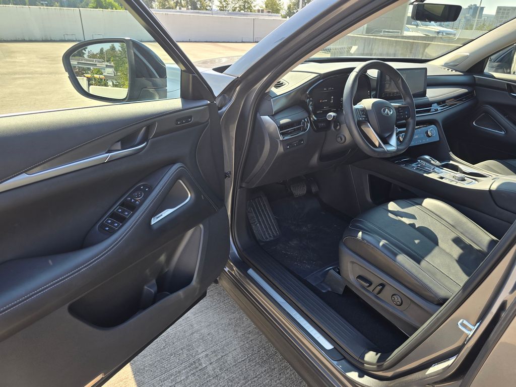 2024 Infiniti QX60 Luxe photo 17