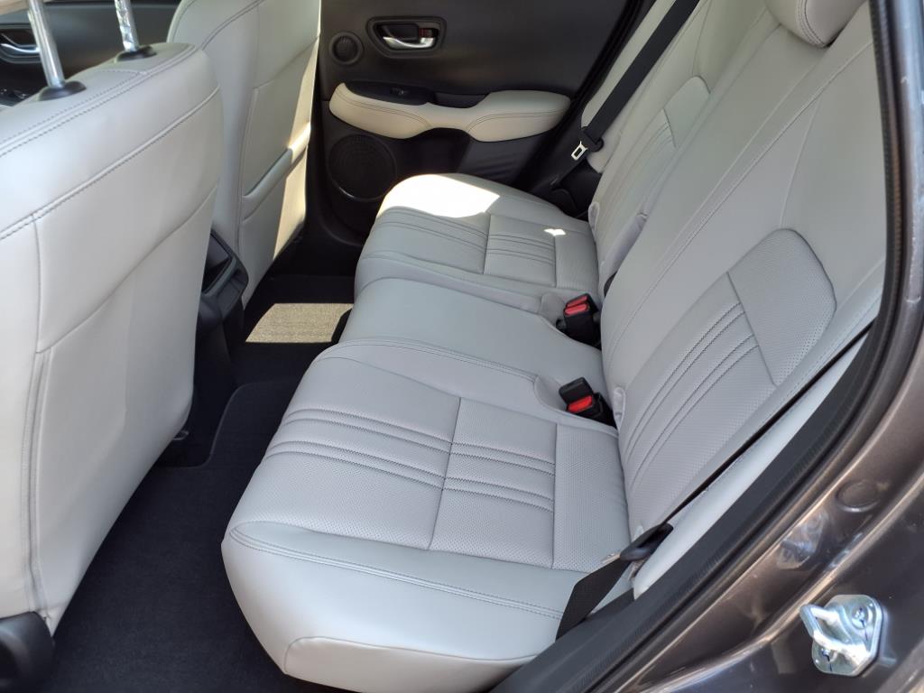 2026 Honda HR-V EX-L photo 5