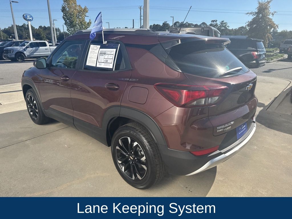 2022 Chevrolet Trailblazer LT photo 4