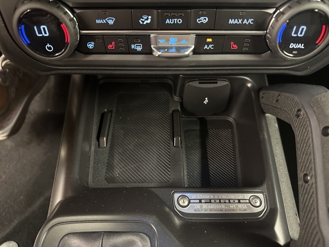 2025 Ford Bronco Outer Banks photo 24