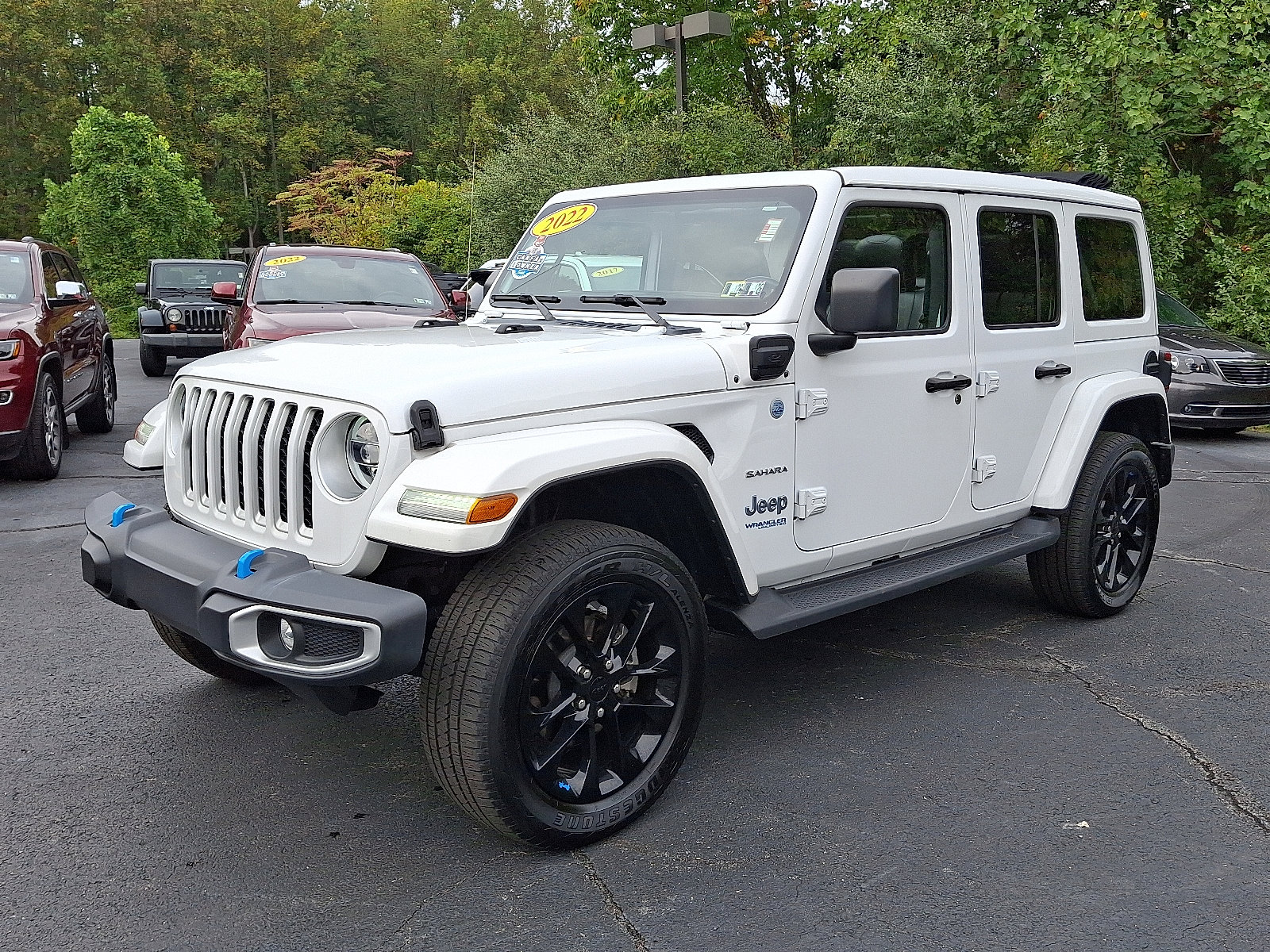 2022 Jeep Wrangler 4xe Unlimited Sahara photo 3