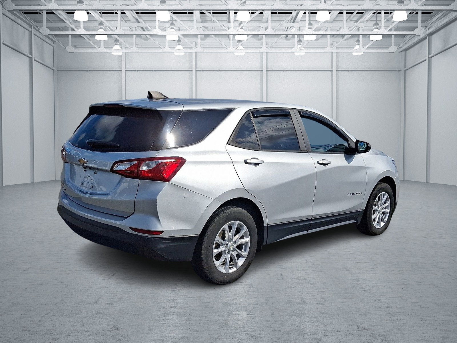 2020 Chevrolet Equinox LS photo 5
