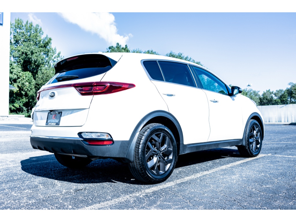 2022 Kia Sportage LX Value Edition photo 8