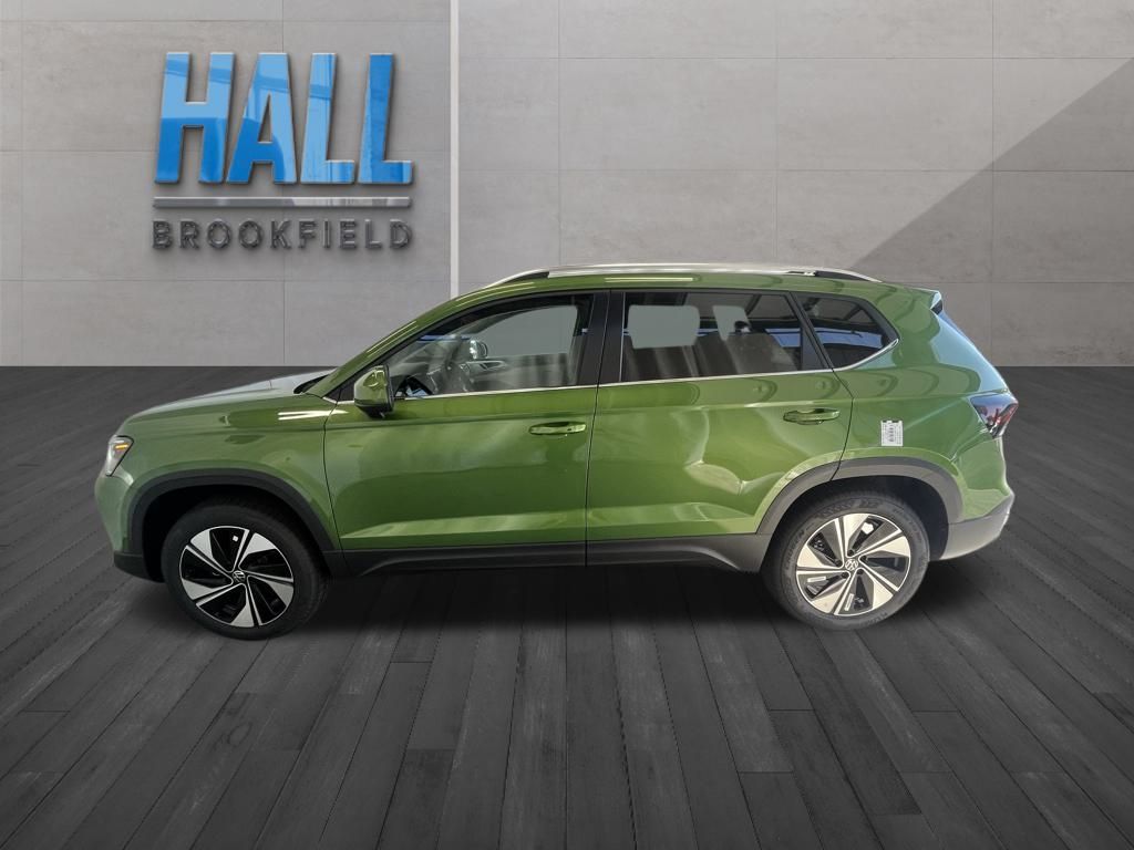 2025 Volkswagen Taos SE photo 2