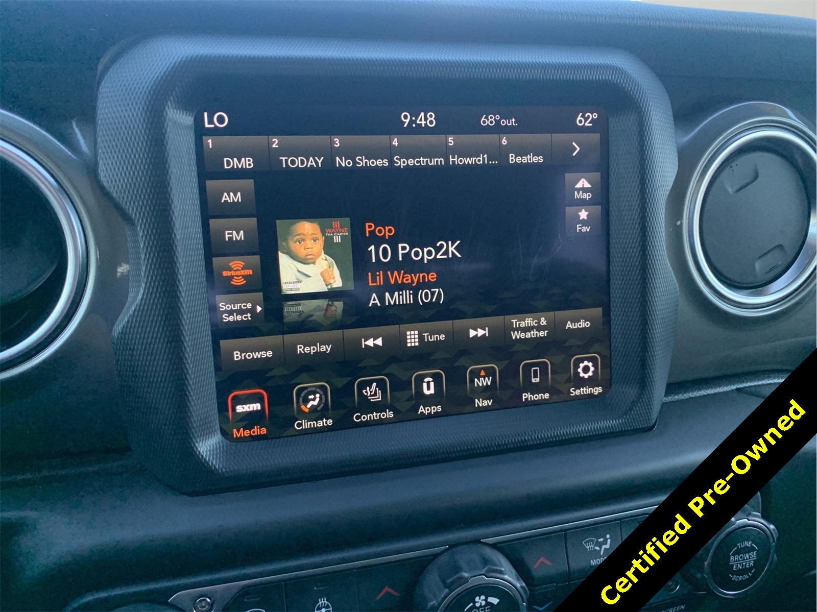 2021 Jeep Wrangler Unlimited Sahara photo 16