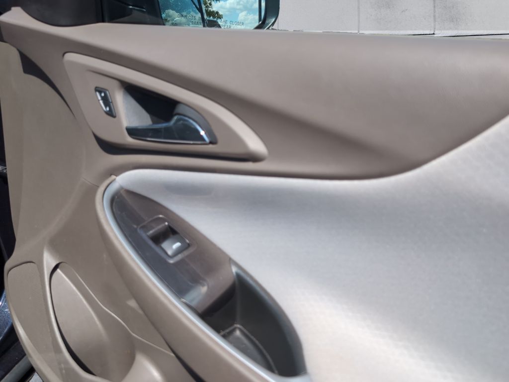 2023 Chevrolet Malibu LS photo 15