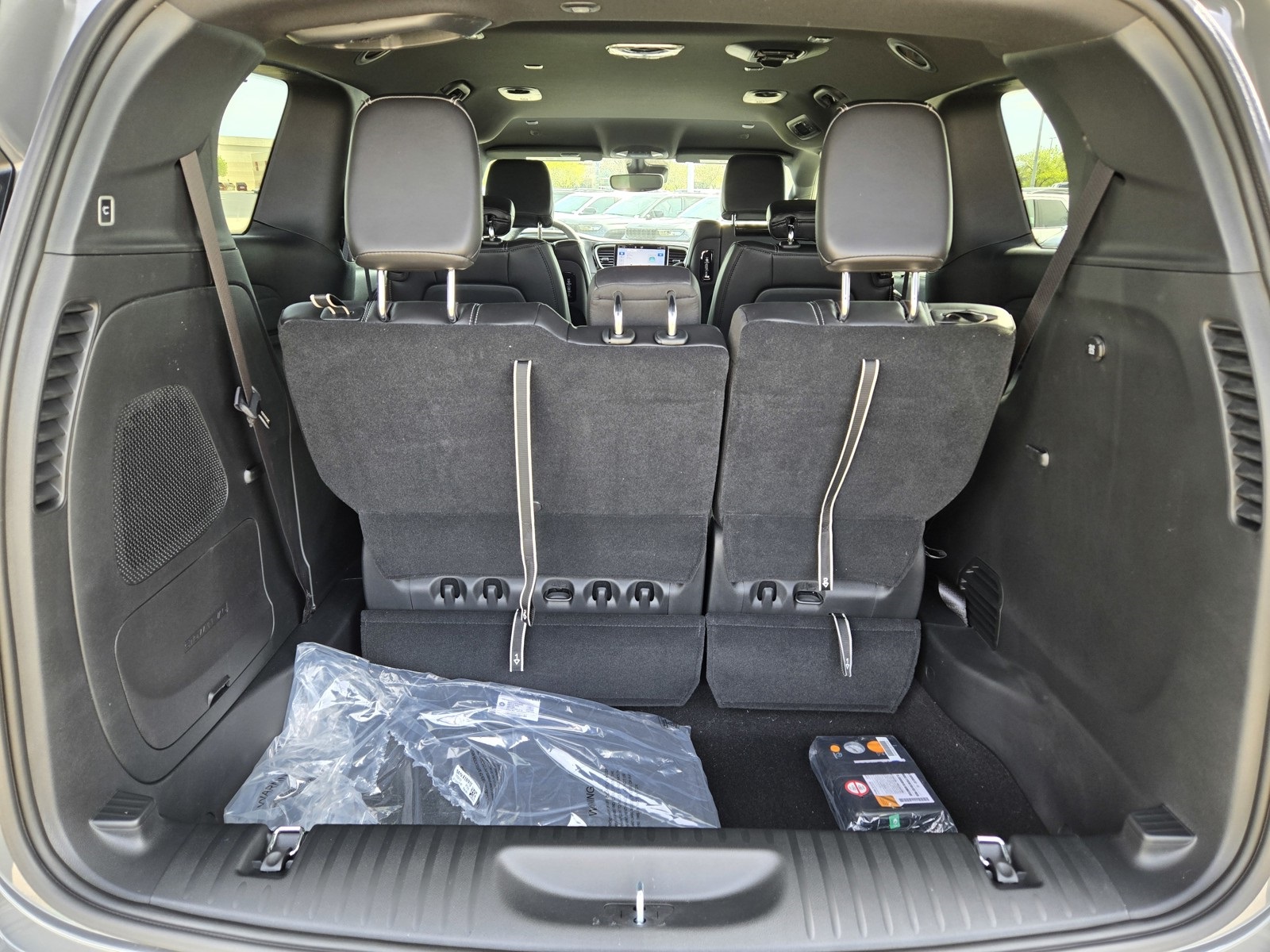 2025 Chrysler Pacifica photo 6