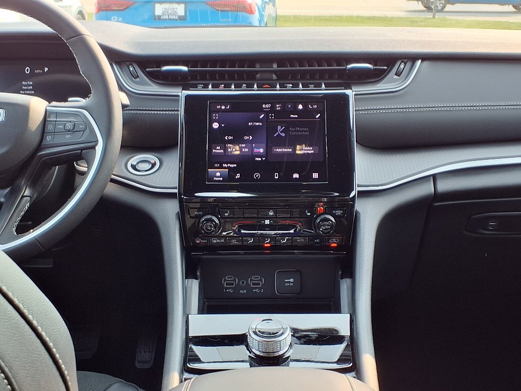 2025 Jeep Grand Cherokee Altitude X photo 7