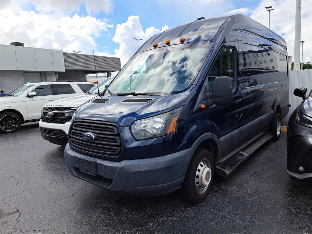 2017 Ford Transit photo 2