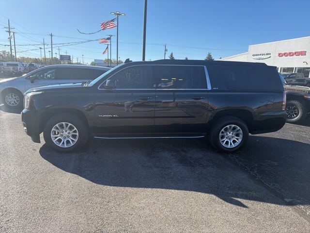 2020 Gmc Yukon XL SLT photo 3