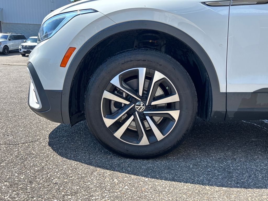 2022 Volkswagen Tiguan S photo 5