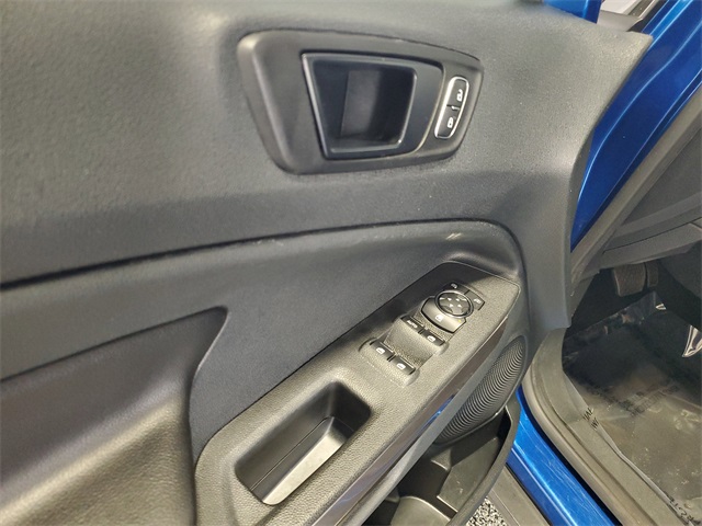 2021 Ford EcoSport SES photo 8