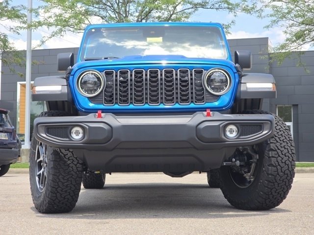 2025 Jeep Wrangler Rubicon photo 2
