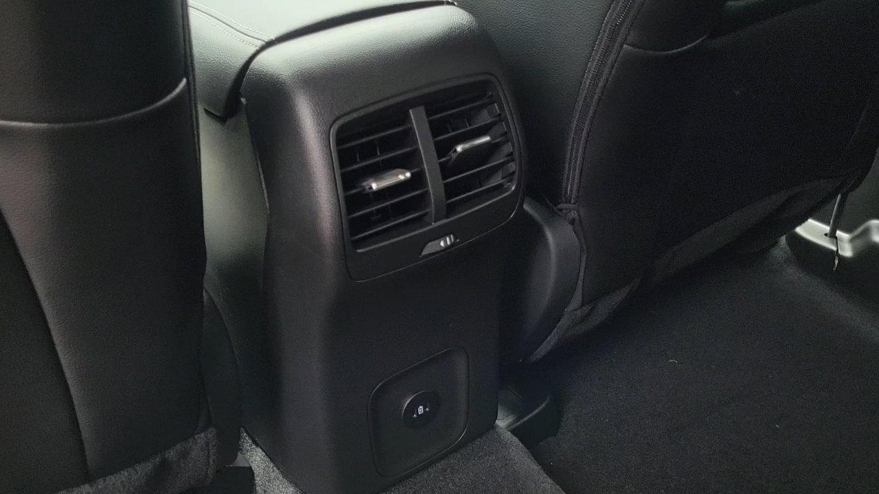 2025 Ford Escape Plug-In Hybrid photo 19
