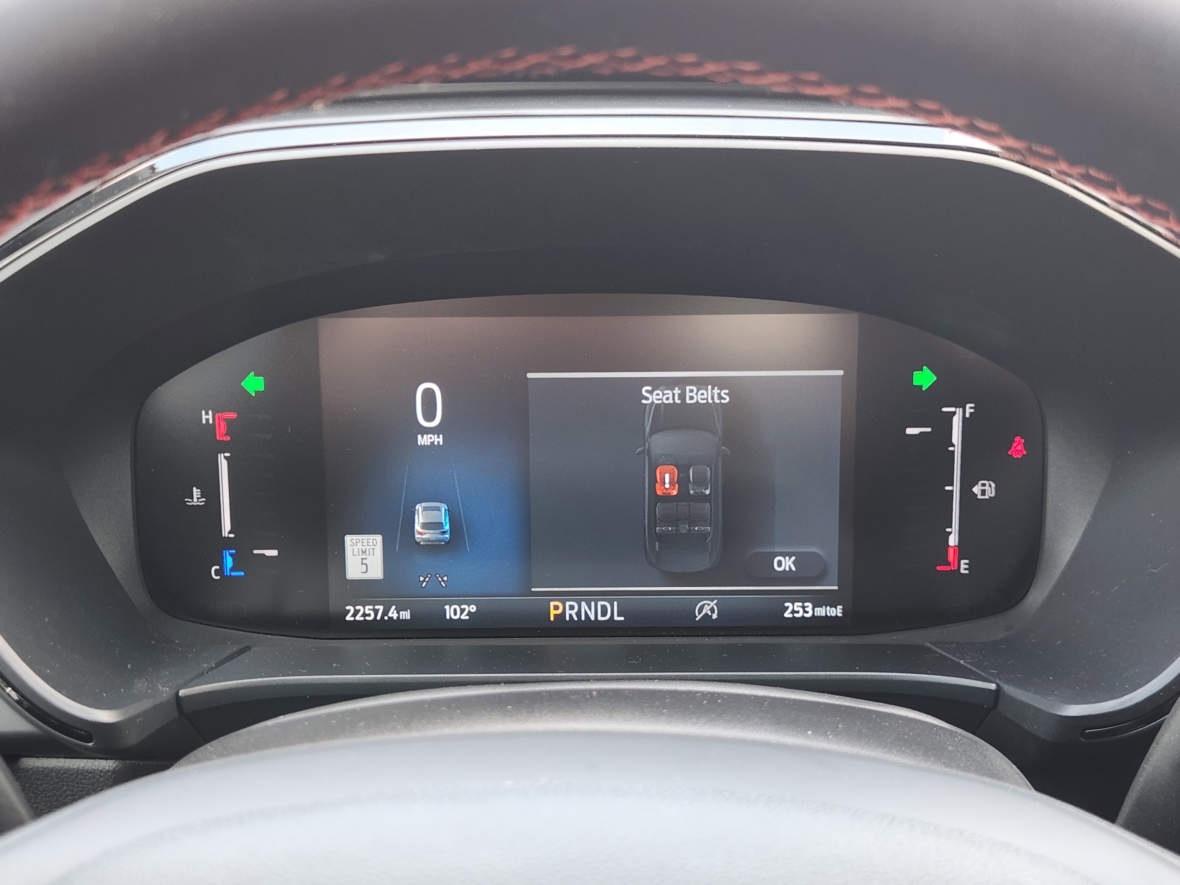 2025 Ford Escape ST-Line photo 2