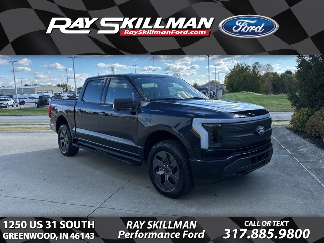 2025 Ford F-150 Lightning Flash's photo