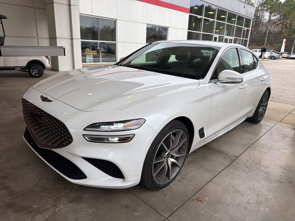 2024 GENESIS G70 Standard's photo