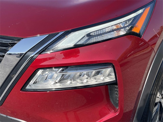 2021 Nissan Rogue SV photo 8