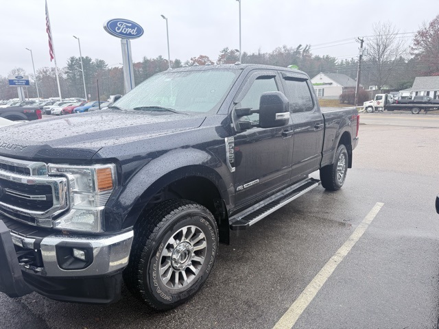 2021 Ford F-350 Super Duty Lariat's photo