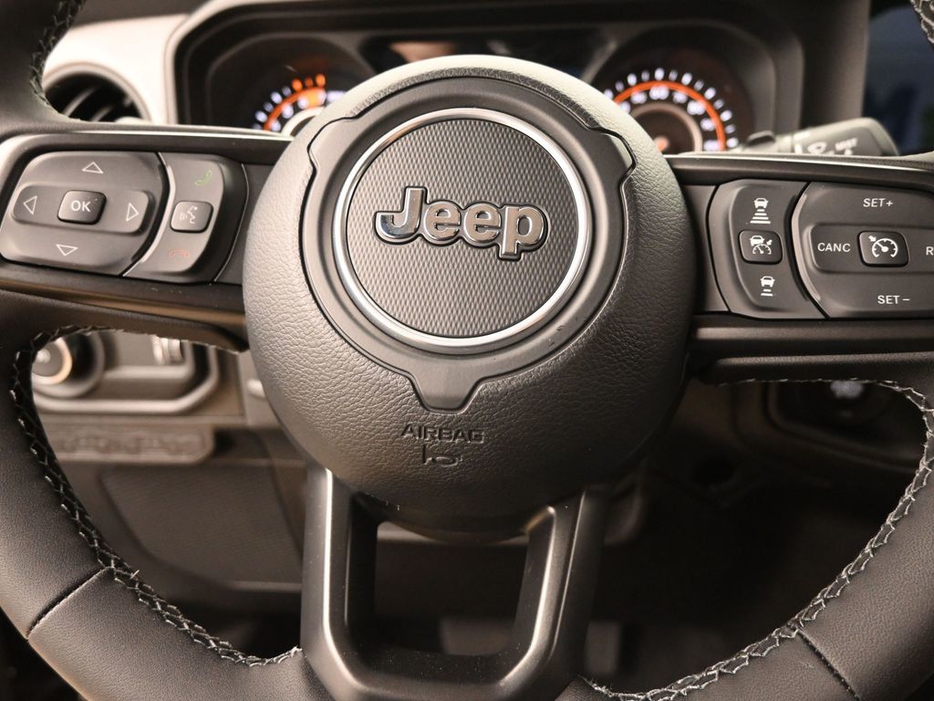 2025 Jeep Wrangler Sport S photo 13