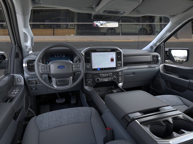 2024 Ford F-150 XLT photo 8