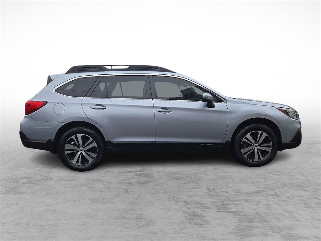 2018 Subaru Outback 2.5i photo 12