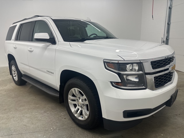 2018 Chevrolet Tahoe LT photo 3