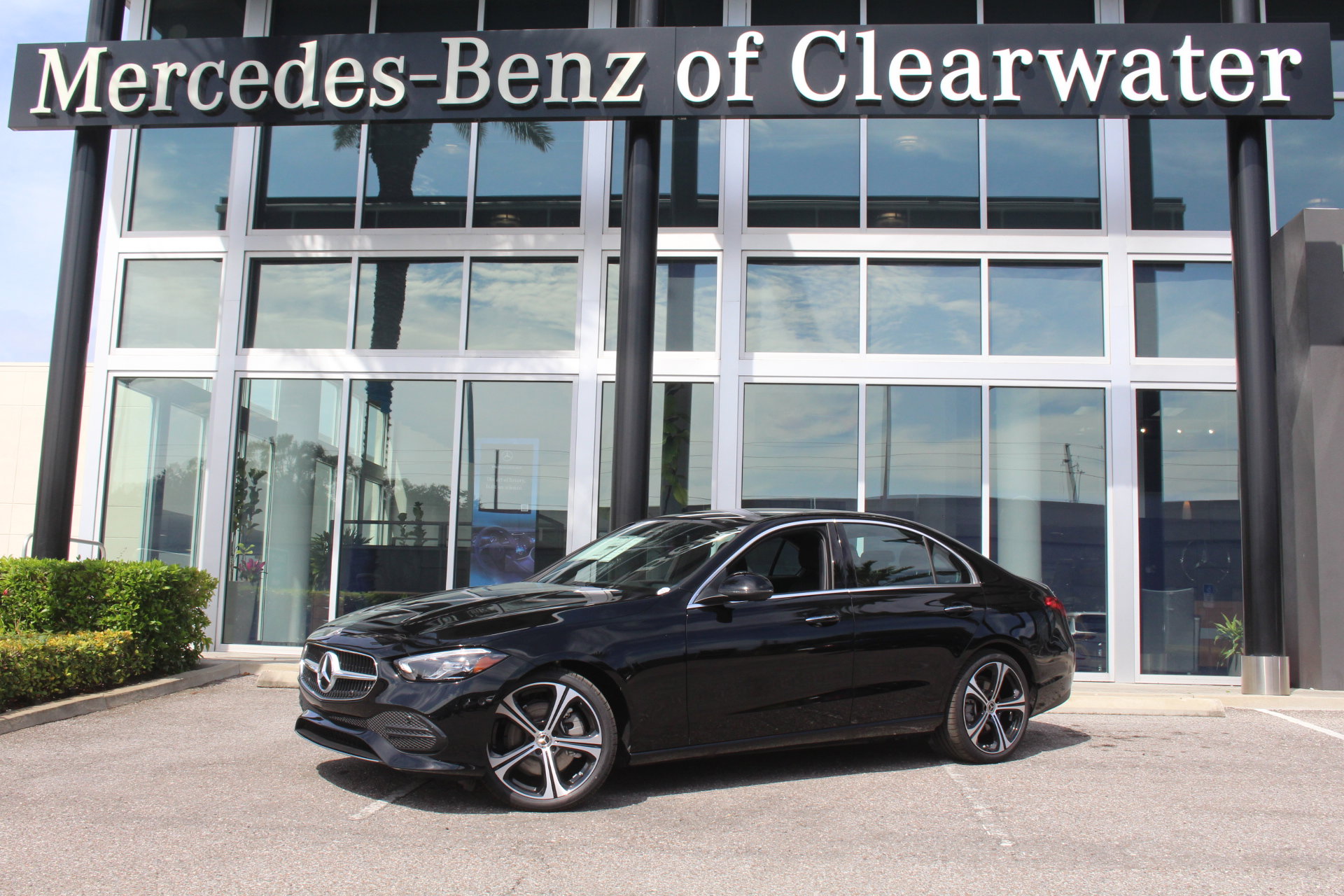 2025 Mercedes-Benz C-Class Sedan C 300's photo