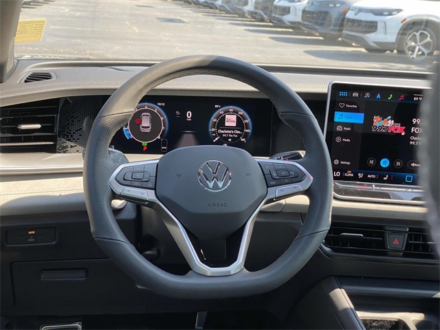 2025 Volkswagen Tiguan SE R-Line Black photo 12