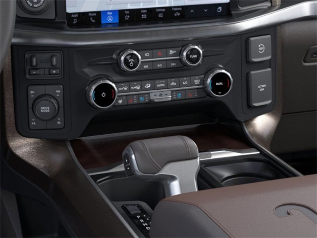 2025 Ford F-150 King Ranch photo 14