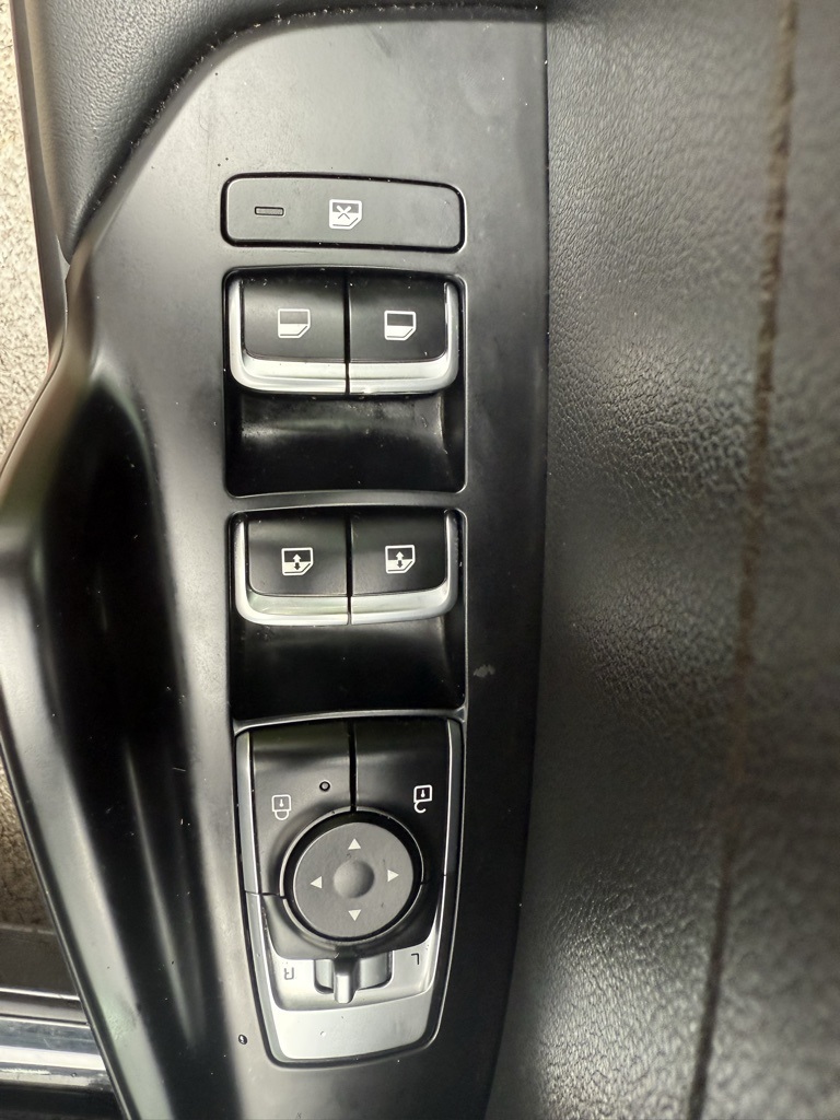 2021 Kia K5 GT-Line photo 17
