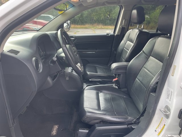 2012 Jeep Compass Limited photo 2