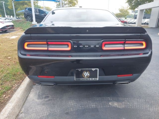 2021 Dodge Challenger SXT photo 7