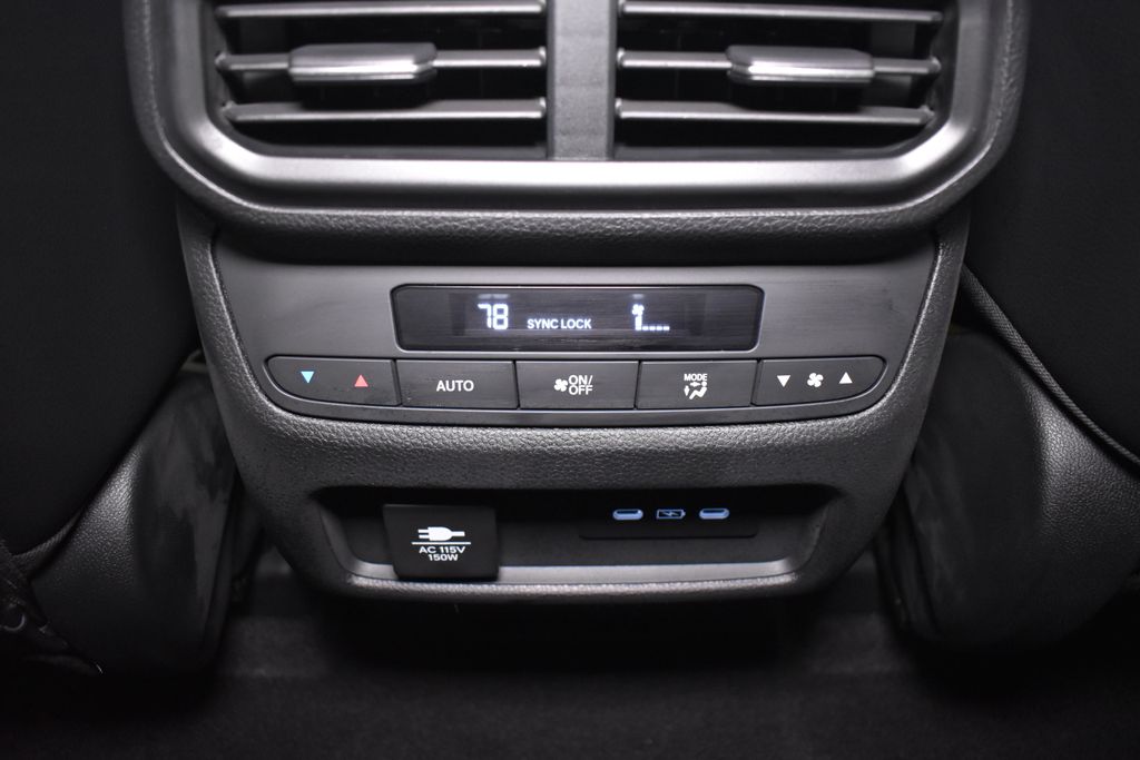 2025 Honda Pilot TrailSport photo 12